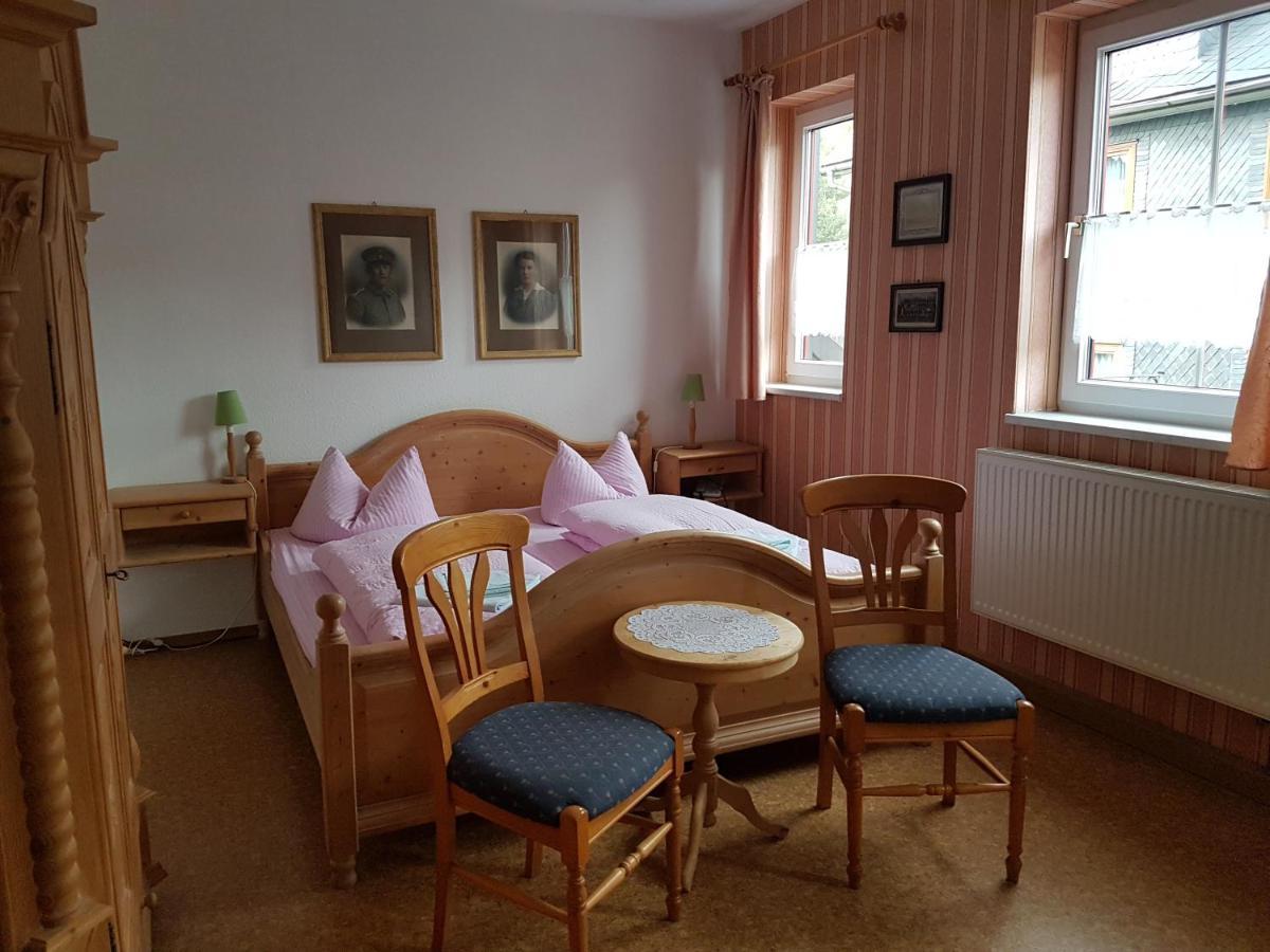 Gasthaus Und Hotel Peterhaensel Spechtsbrunn Buitenkant foto