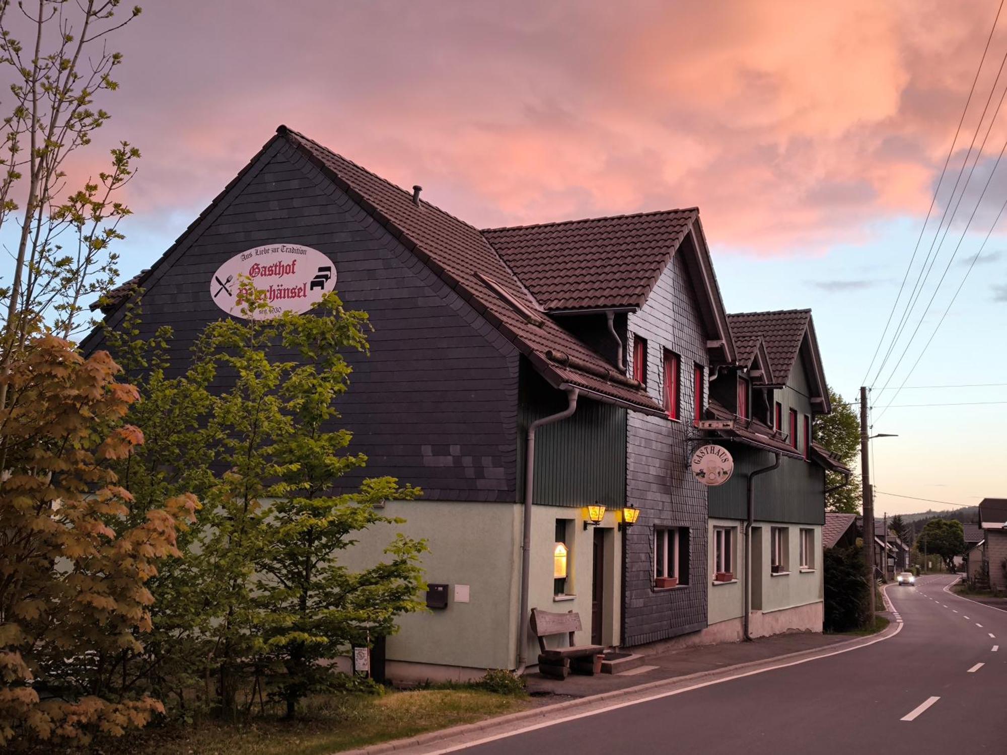 Gasthaus Und Hotel Peterhaensel Spechtsbrunn Buitenkant foto